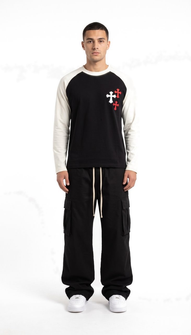 Maglia Raglan a Manica Lunga con Croci Gotiche