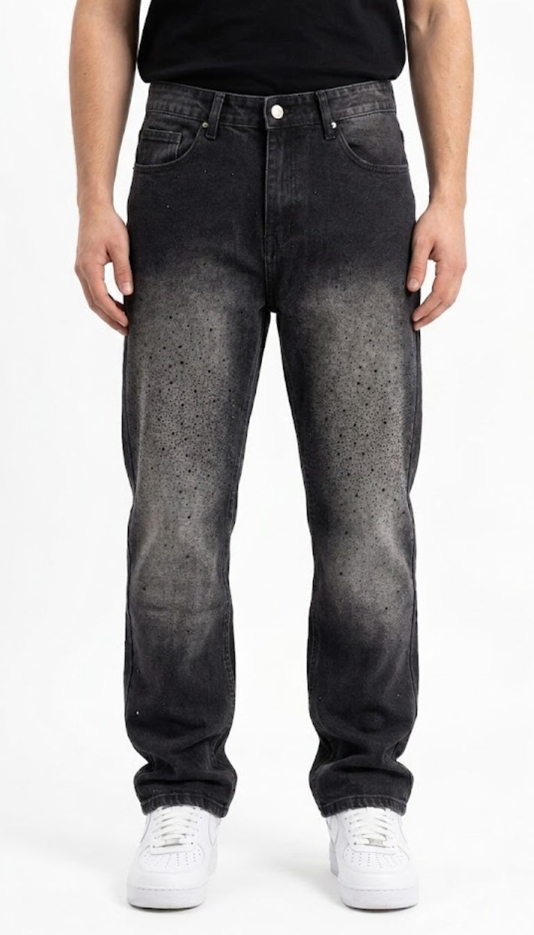 Jeans Nero a Gamba Dritta con Lavaggio Centrale e Cristalli