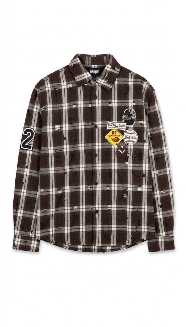Camicia a quadri distressed con patch a tema baseball