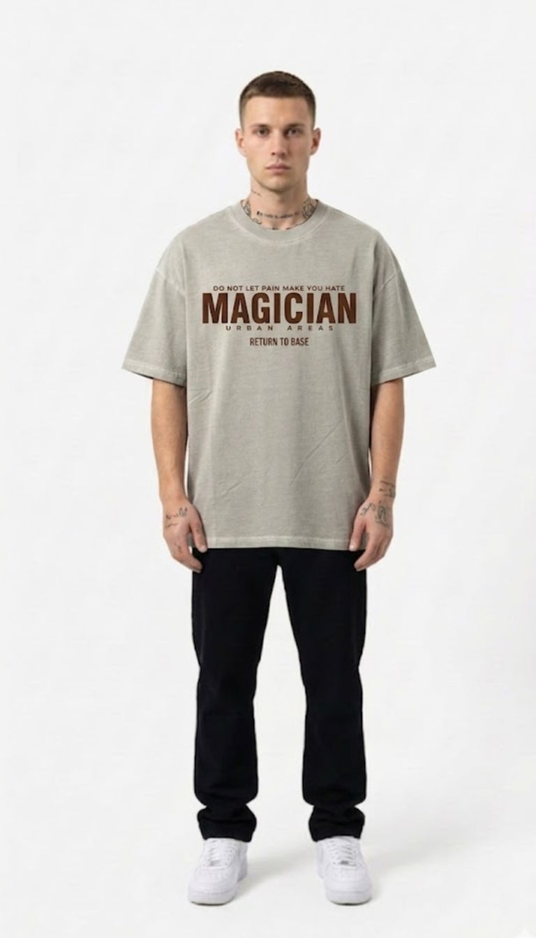 T-Shirt "Magician"
