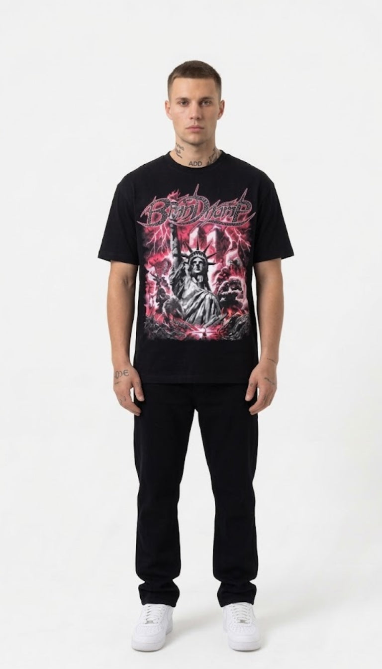 T-shirt girocollo con maxi stampa apocalittica