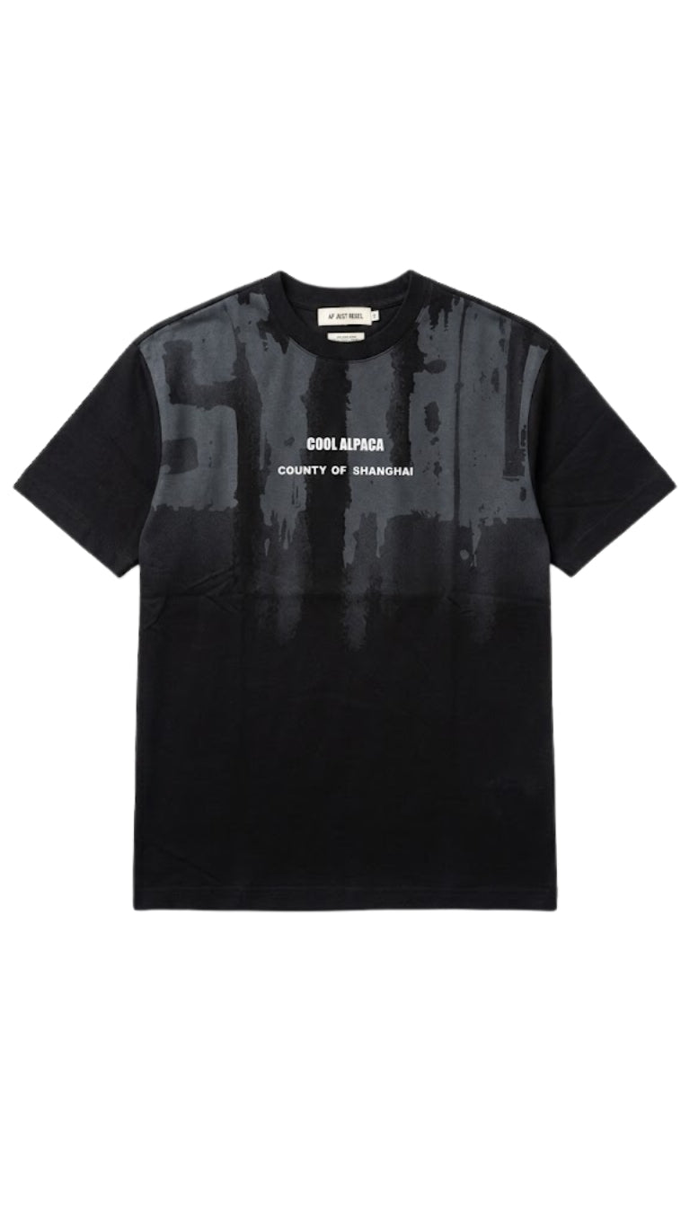 T-Shirt "Urban Dripping" con Stampa Grafica