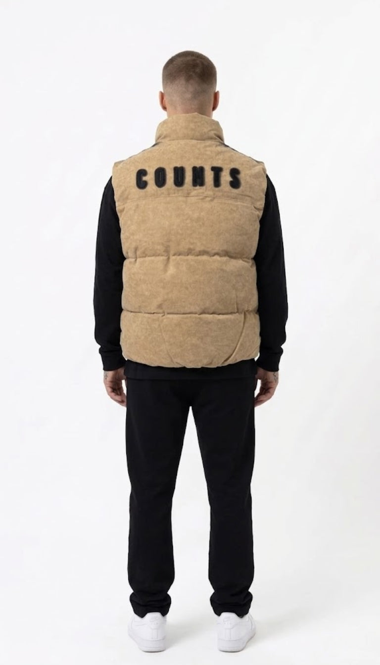 Gilet imbottito con collo alto e maxi scritta sul retro