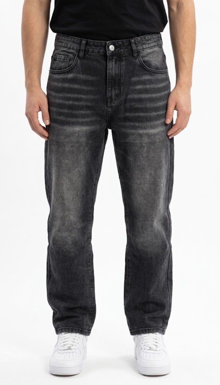 Jeans in denim con toppe a croce
