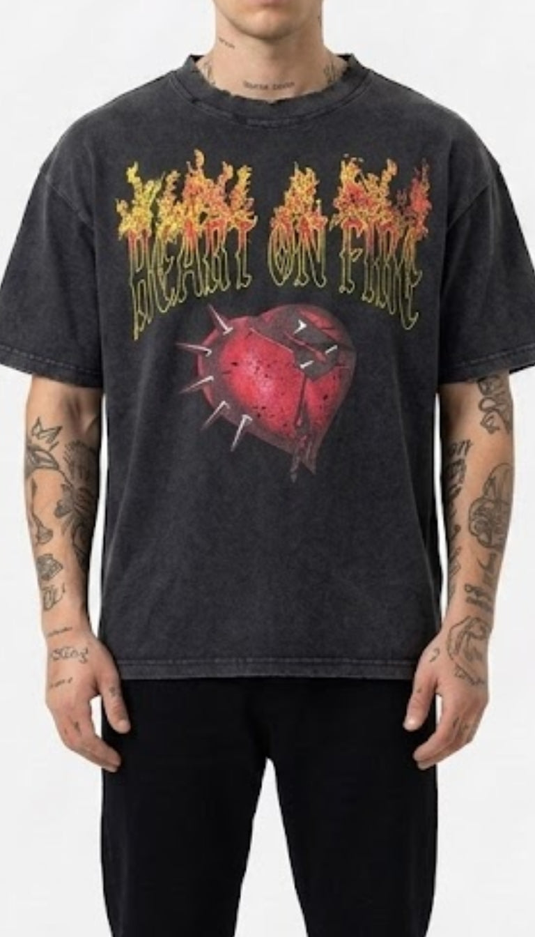 T-Shirt Vintage "Heart on Fire"
