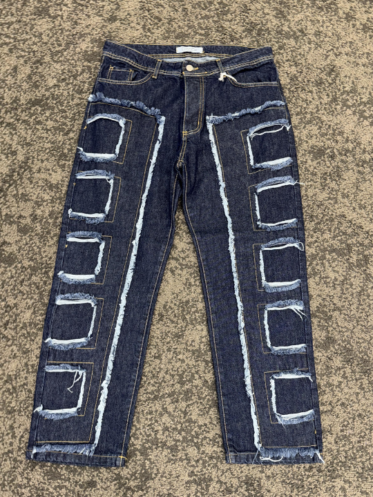 JEANS CUBE DESTOYED