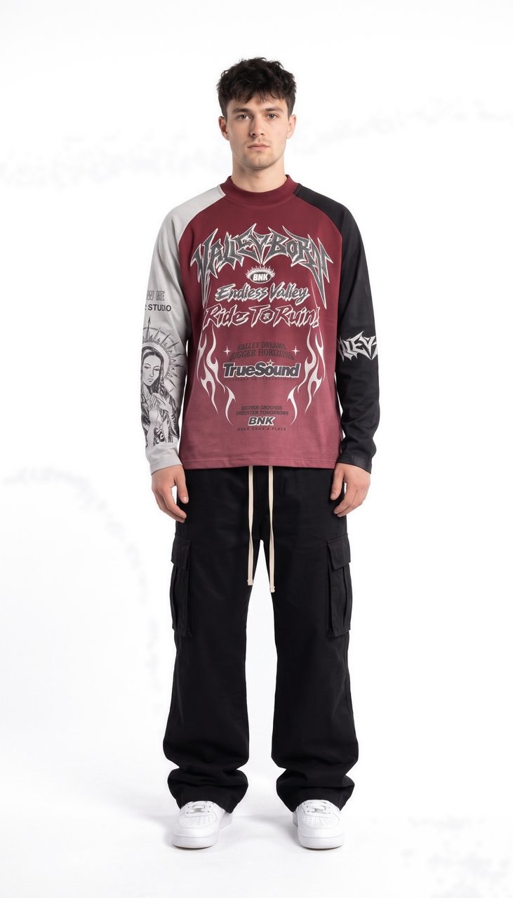 Maglia a Manica Lunga Raglan con Grafiche Gothic