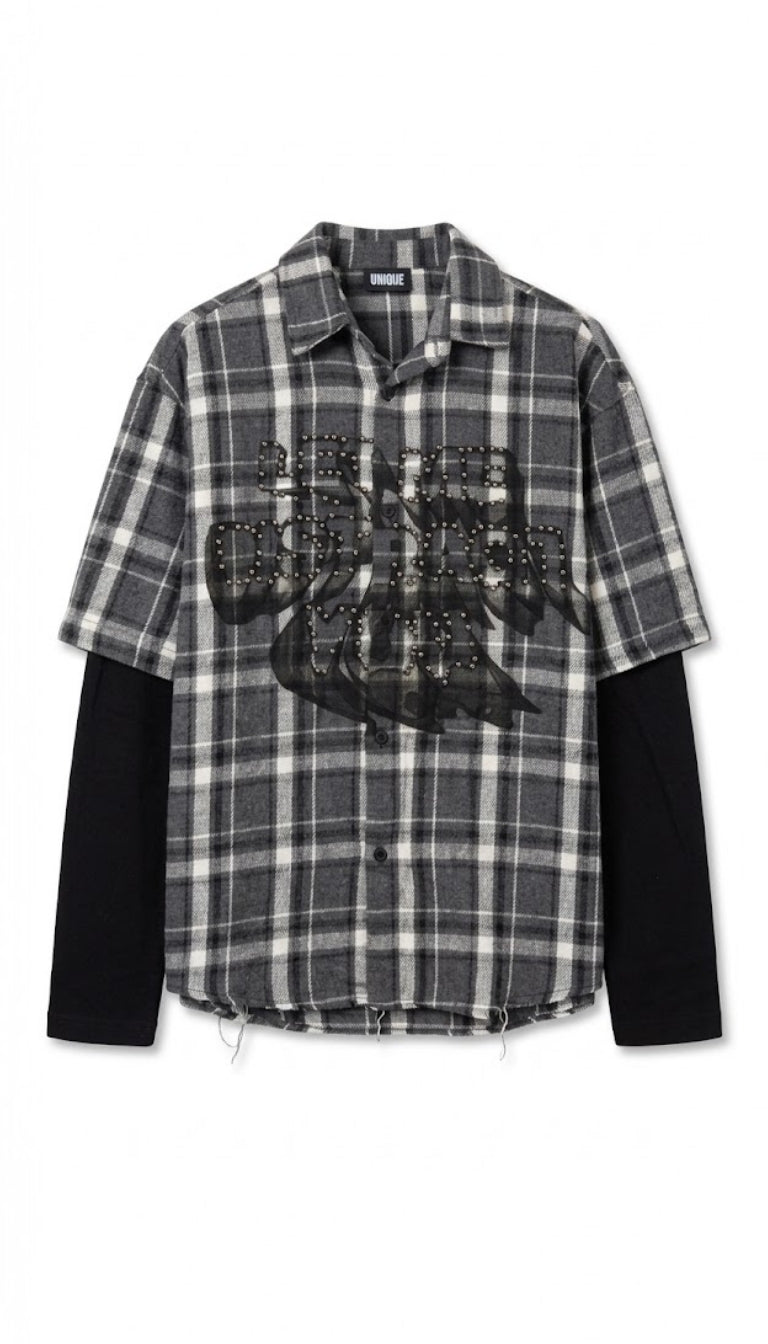 Camicia a quadri effetto doppio strato con grafica e borchie