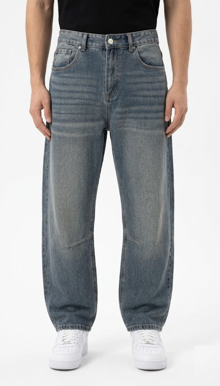 Studio Relaxed Jeans