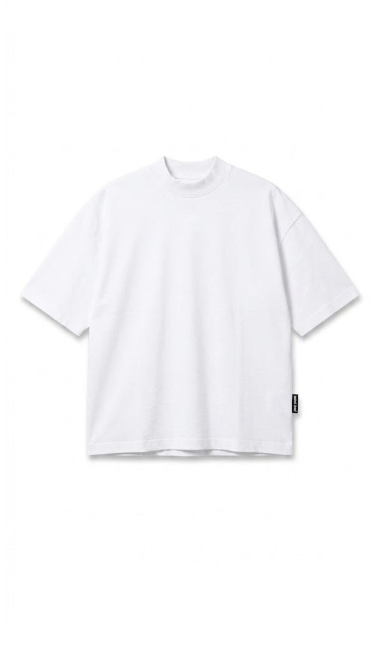 T-Shirt Oversize a Collo Alto