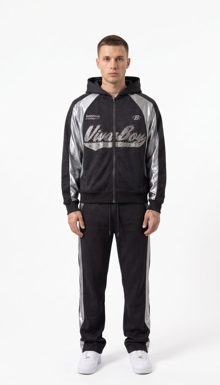 Coordinato con Inserti Lucidi e Logo in Strass