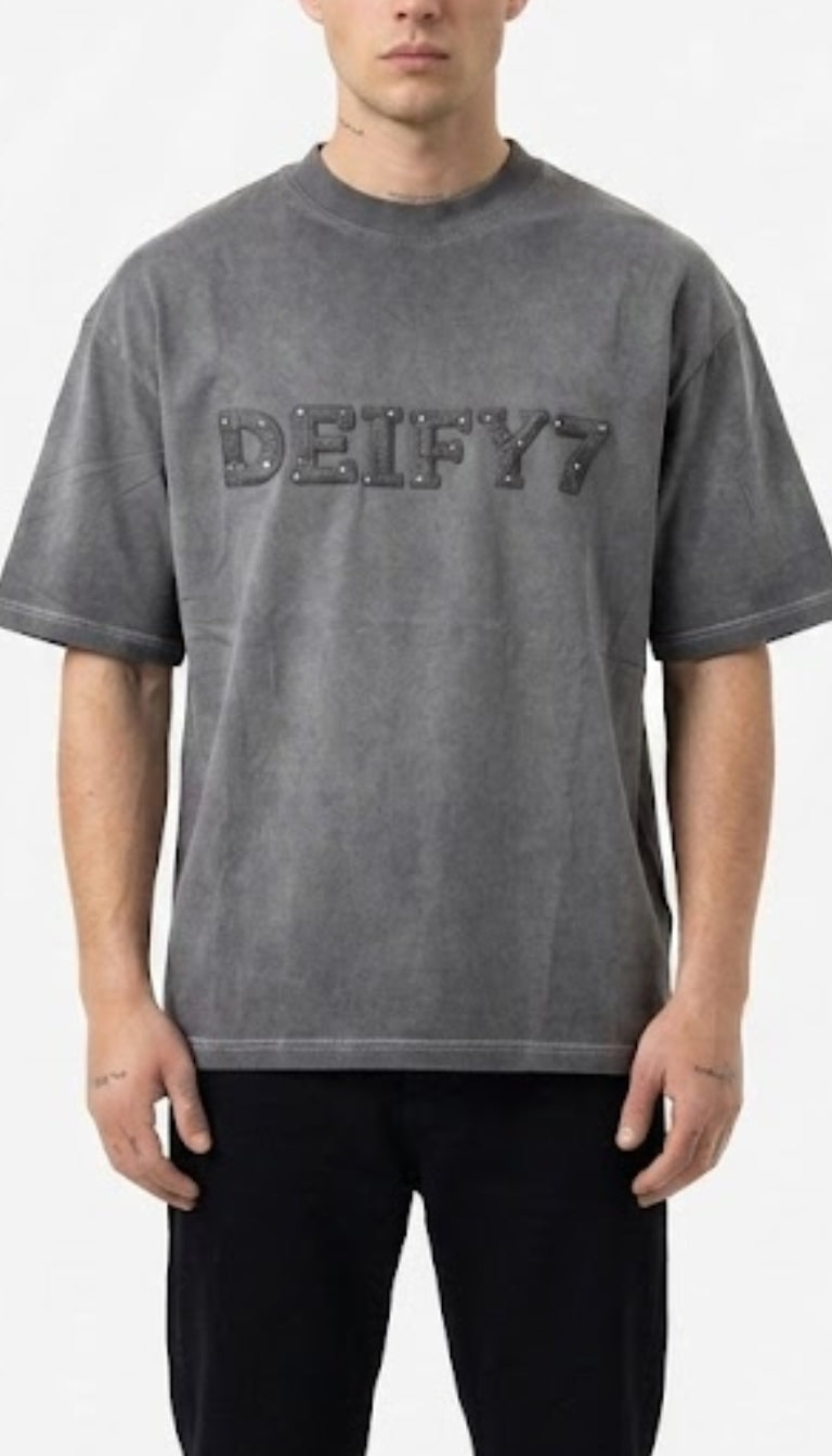 T-Shirt Deify7 Studded