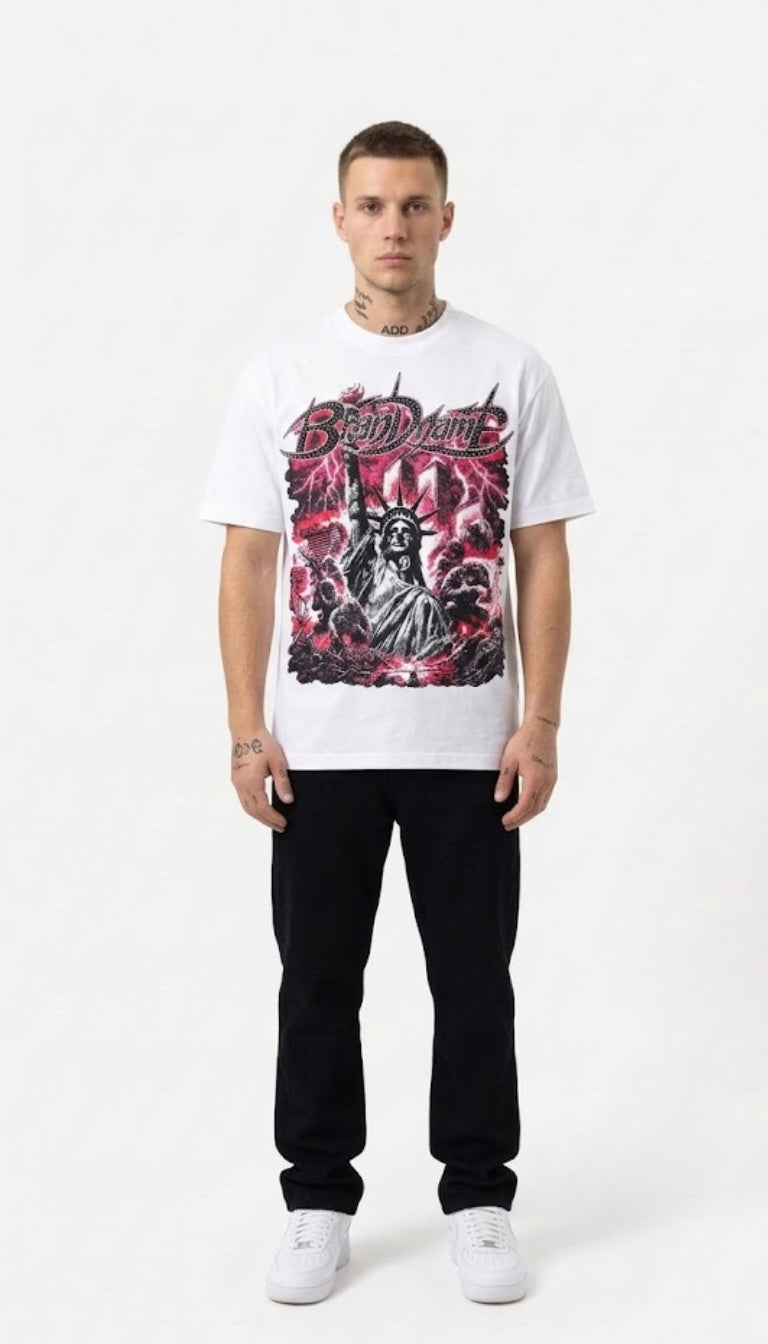 T-shirt girocollo con maxi stampa apocalittica